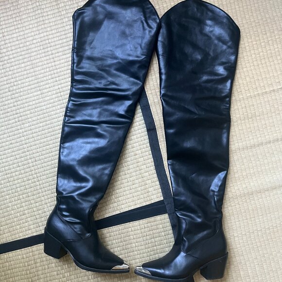 RIA-BLACK THIGH HIGH WESTERN BOOT - Picture 1 of 10